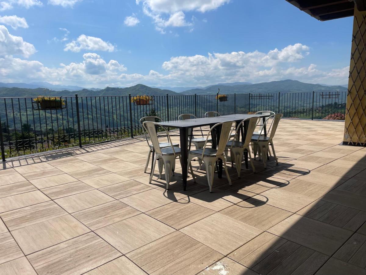 Villa Cavalieri In Vedriano Roncovetro Екстериор снимка
